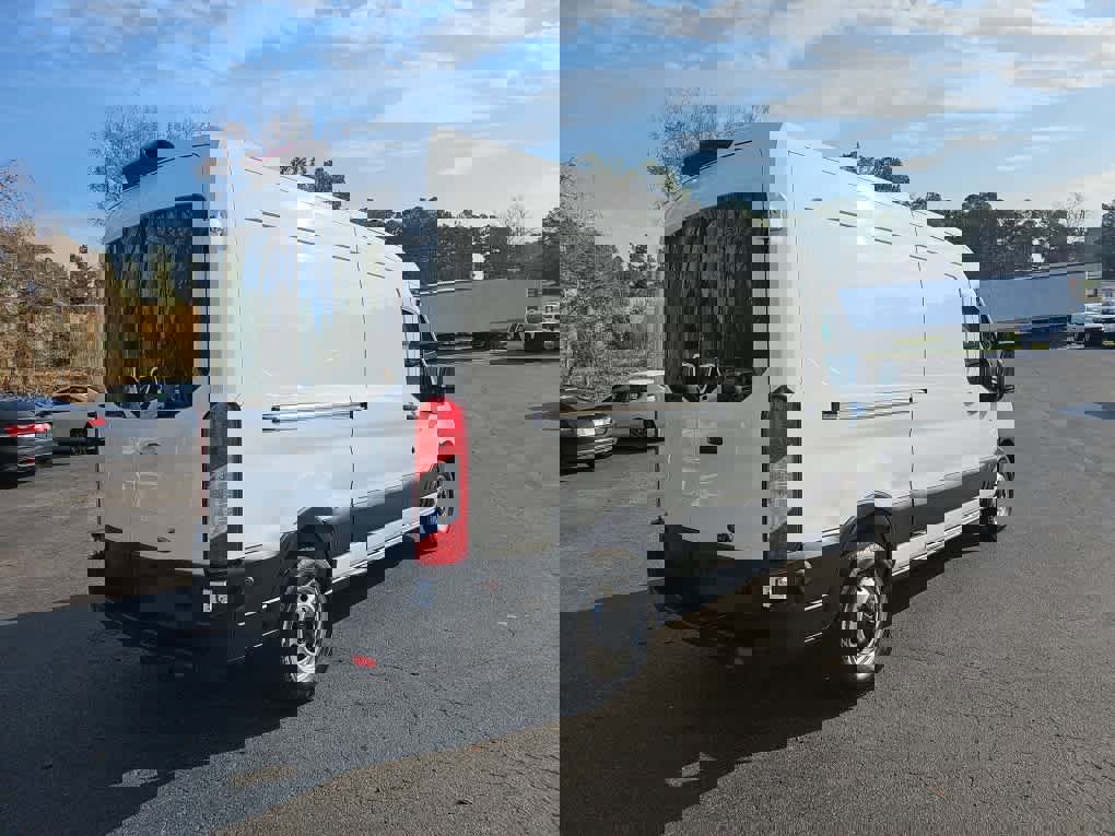 Used 2019 Ford Transit 250 148 Medium Roof image 3