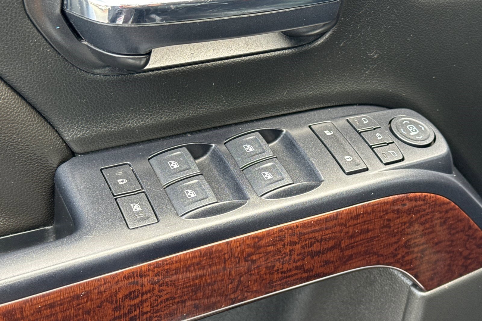 Used 2018 GMC Sierra 1500 SLT w/ SLT Premium Package RWD image 13