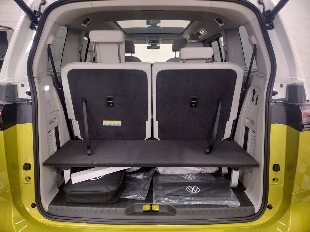 New 2025 Volkswagen ID. Buzz 1st Edition image 18
