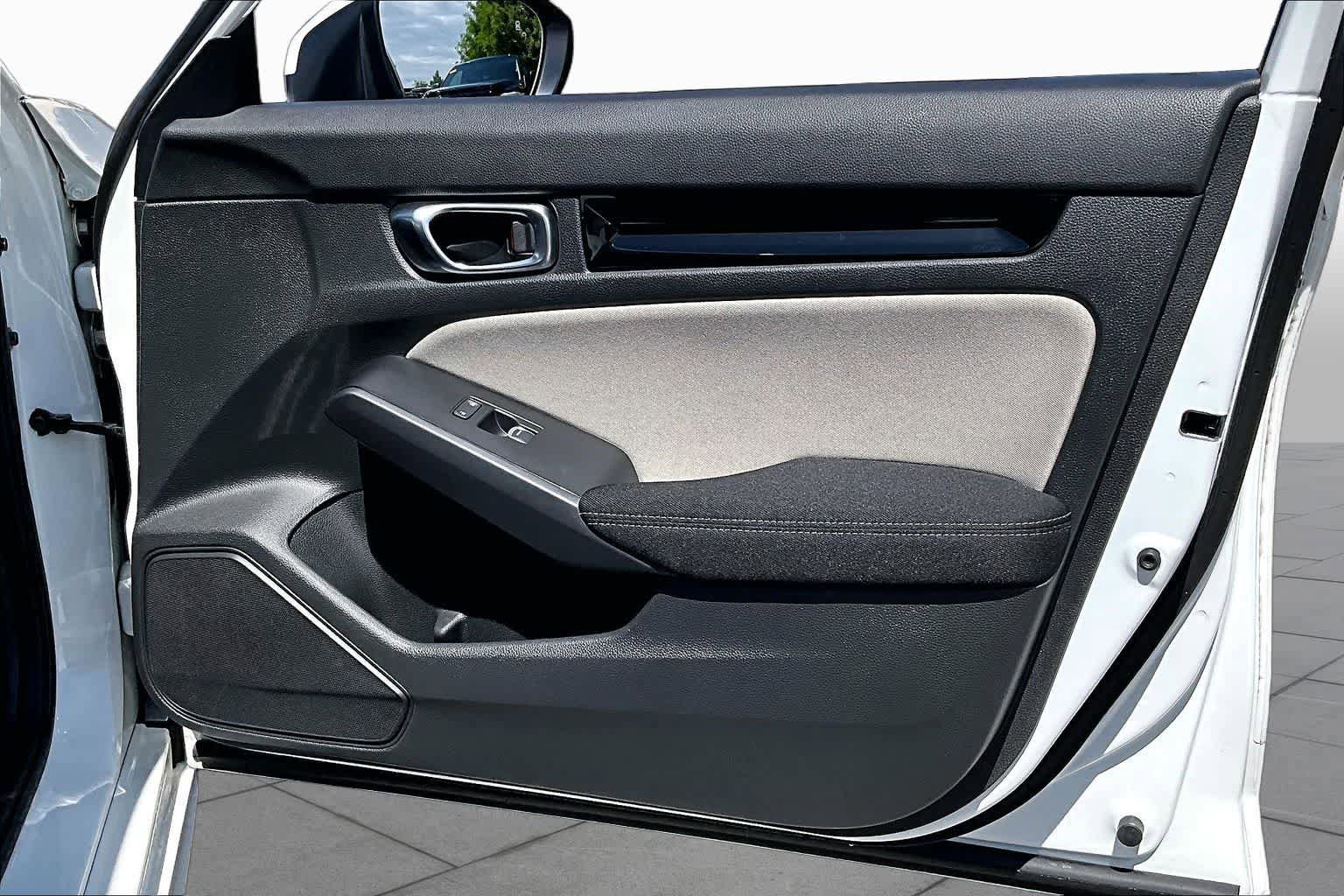 Used 2022 Honda Civic EX image 21