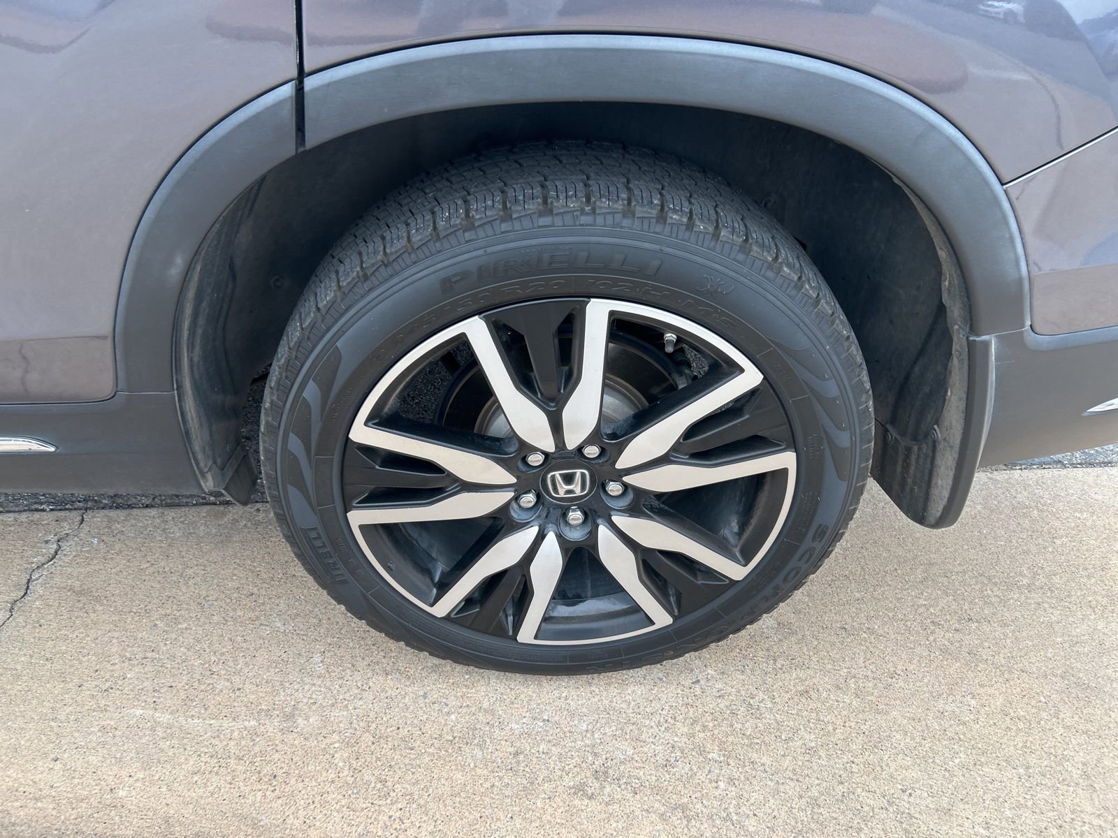 Used 2021 Honda Pilot Touring image 9