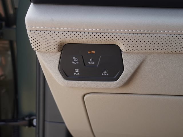 Used 2026 Volkswagen Atlas SE FWD image 22