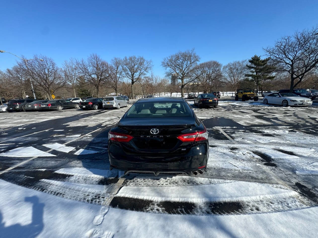 Used 2018 Toyota Camry SE w/ Protection Package (Q2) image 8