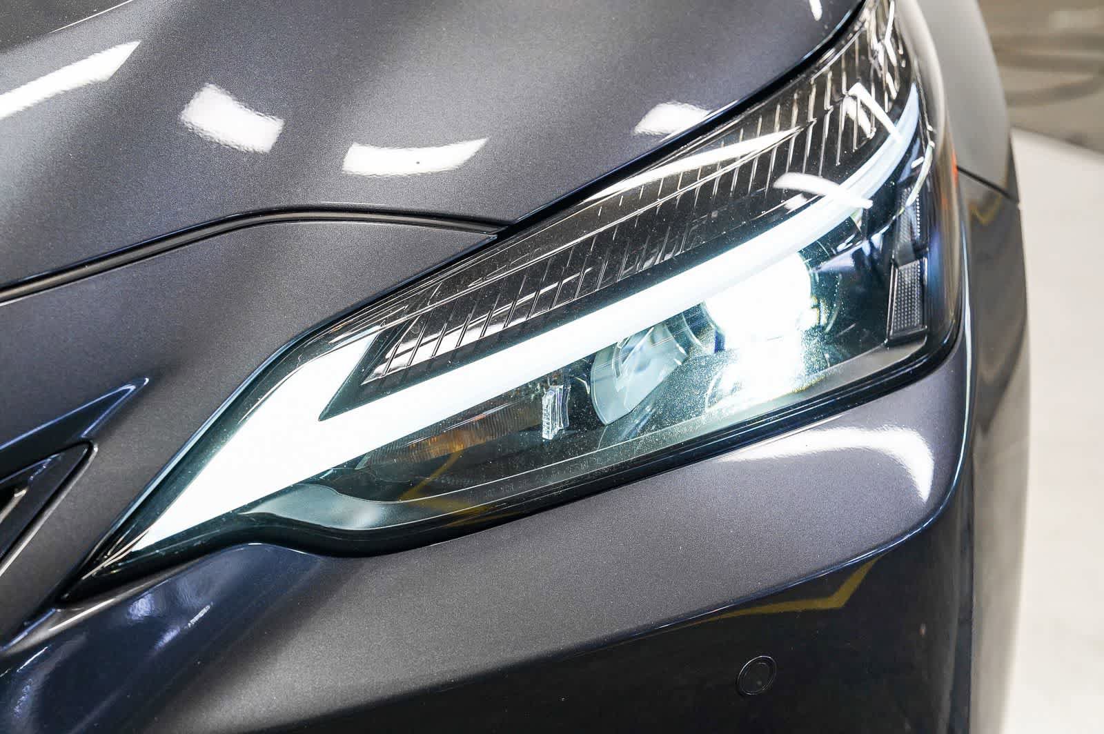 Used 2025 Lexus NX 250 FWD w/ Accessory Package (2T) image 7