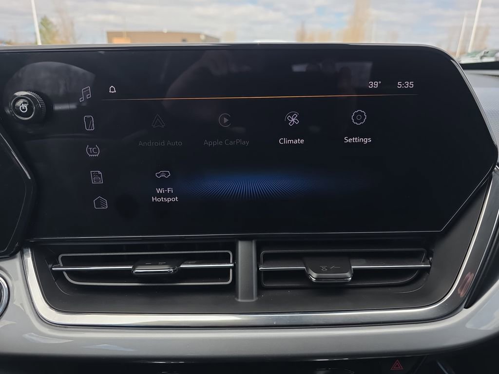 Certified 2024 Chevrolet Trax LT w/ Driver Confidence Package image 22