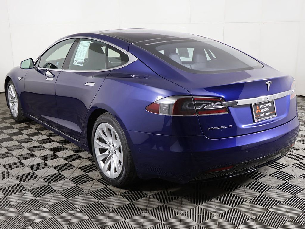 Used 2016 Tesla Model S 75D image 9