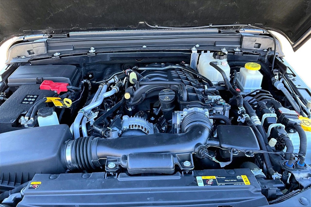 Certified 2023 Jeep Gladiator Overland image 36