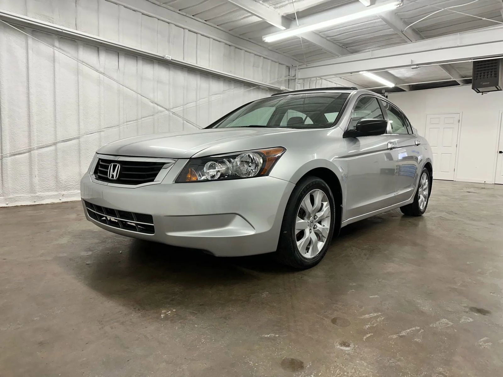 Used 2009 Honda Accord EX-L image 11