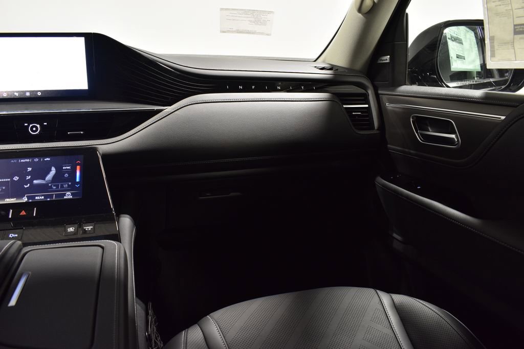 New 2026 INFINITI QX80 Luxe w/ Exterior Package image 15