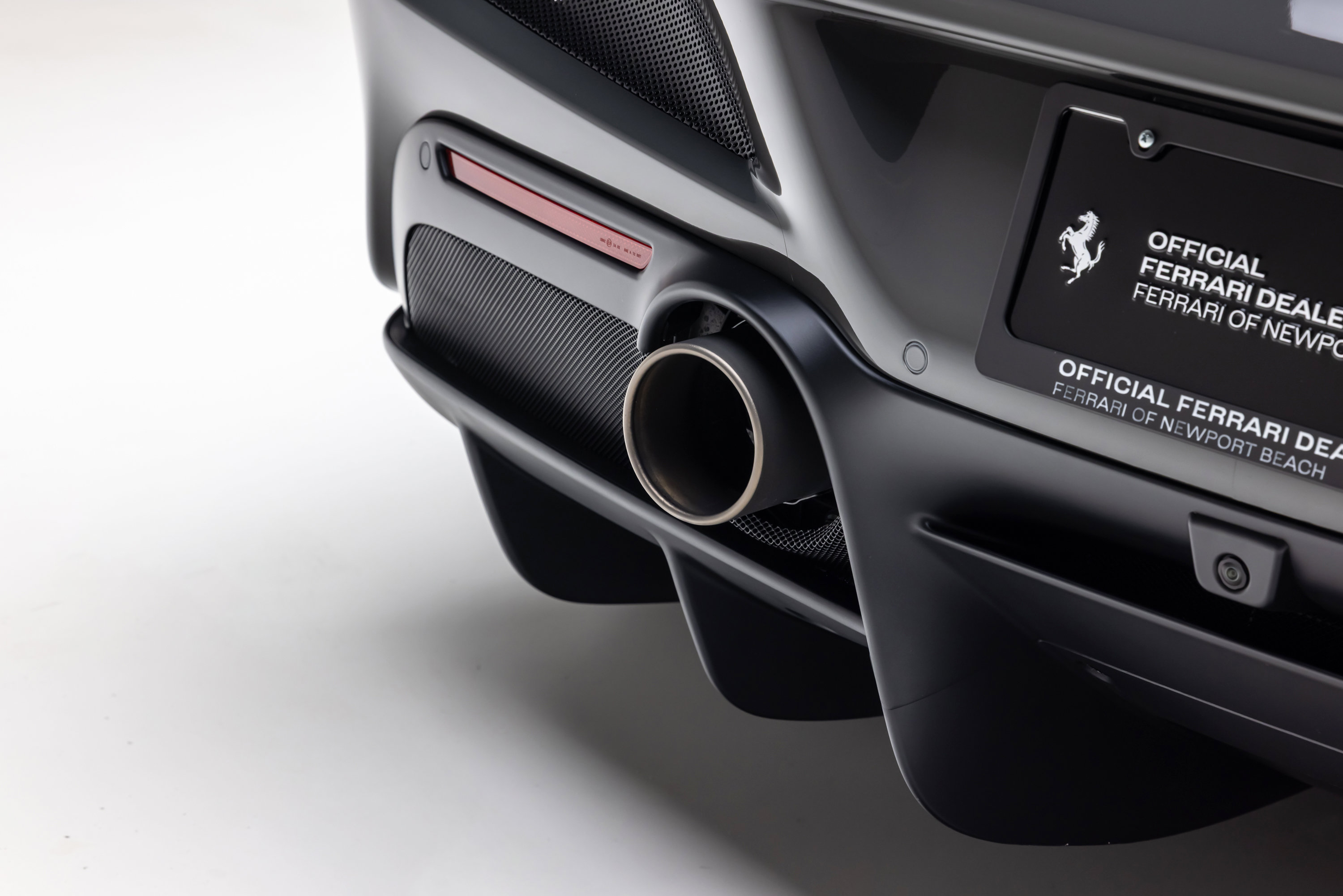 Certified 2022 Ferrari F8 Tributo RWD image 21