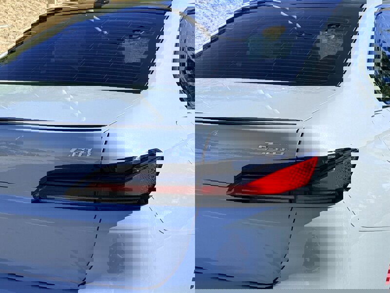 Used 2025 BMW 760i xDrive image 6