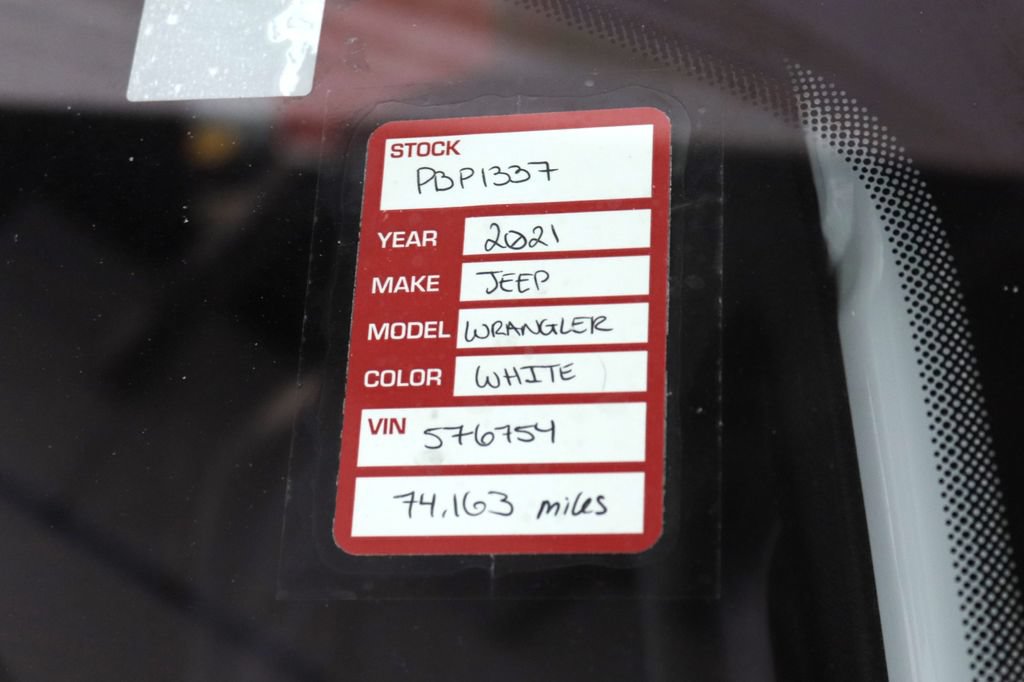 Used 2021 Jeep Wrangler Unlimited Rubicon AWD/4WD image 36
