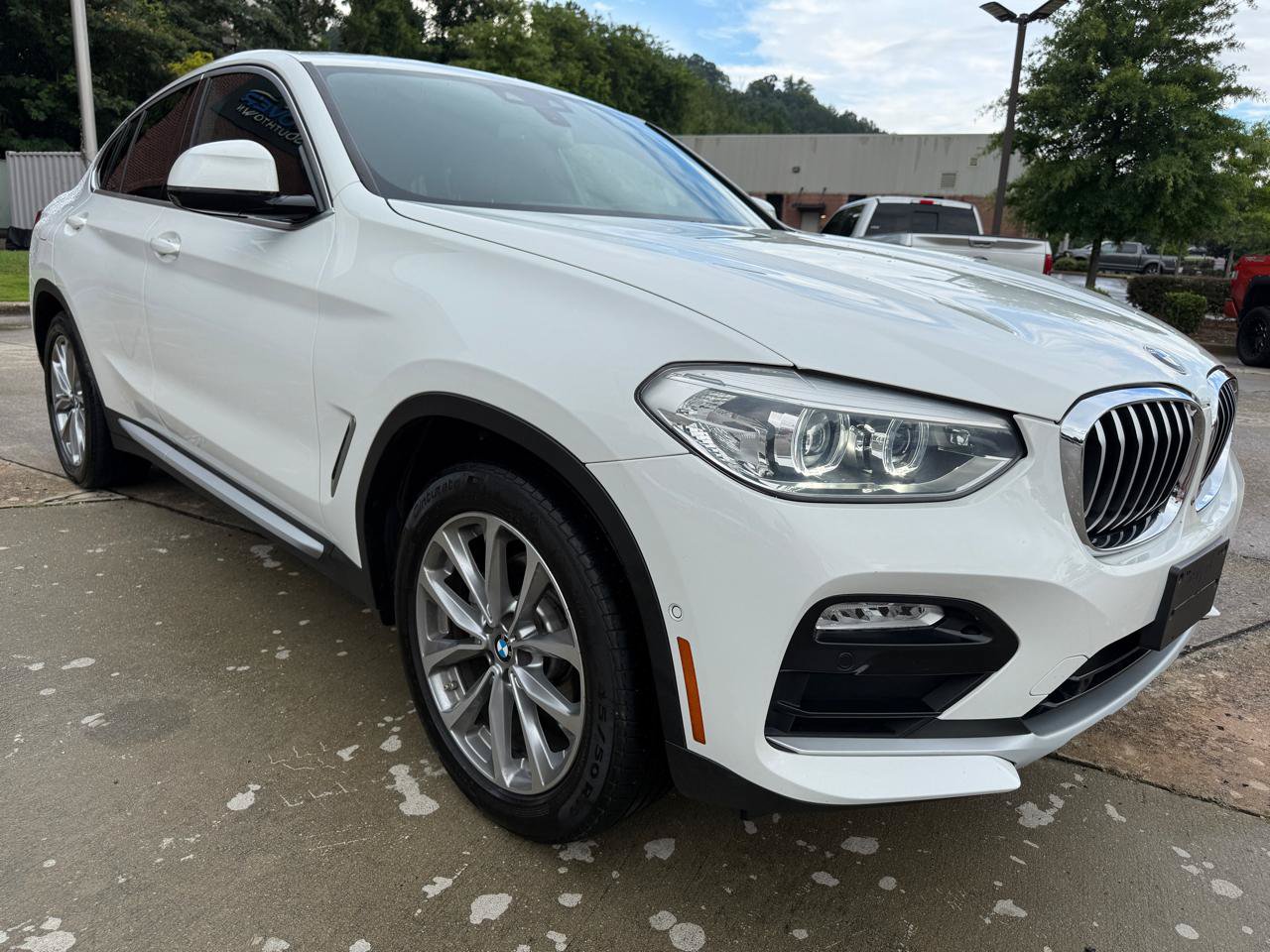 Used 2019 BMW X4 xDrive30i w/ Premium Package AWD/4WD image 8