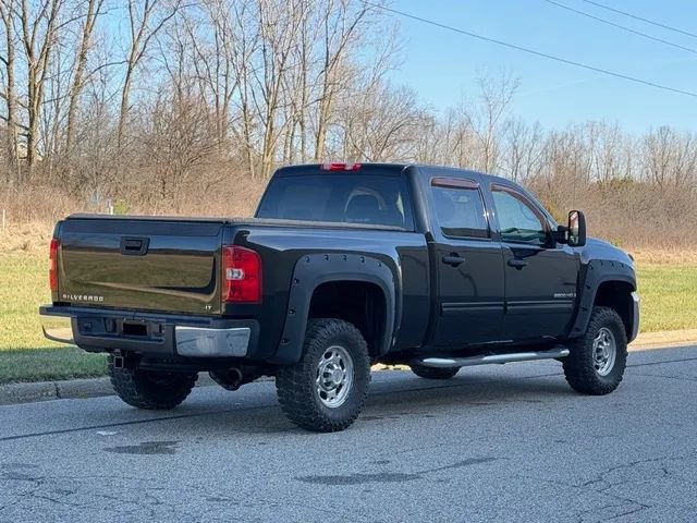 Used 2009 Chevrolet Silverado 2500 LT w/ Exterior Plus Package image 28