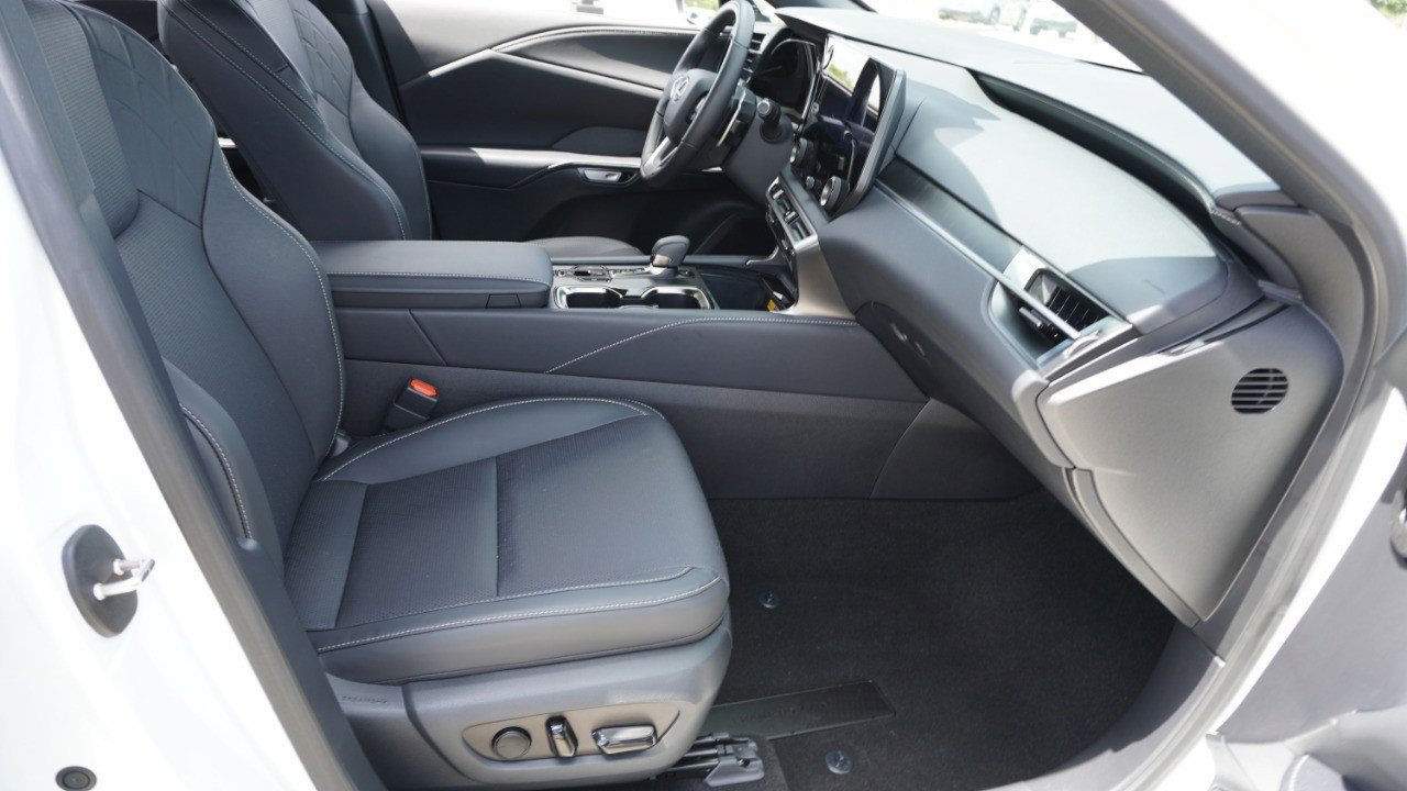 Used 2025 Lexus RX 350 Premium Plus w/ Accessory Package (Z1) image 15