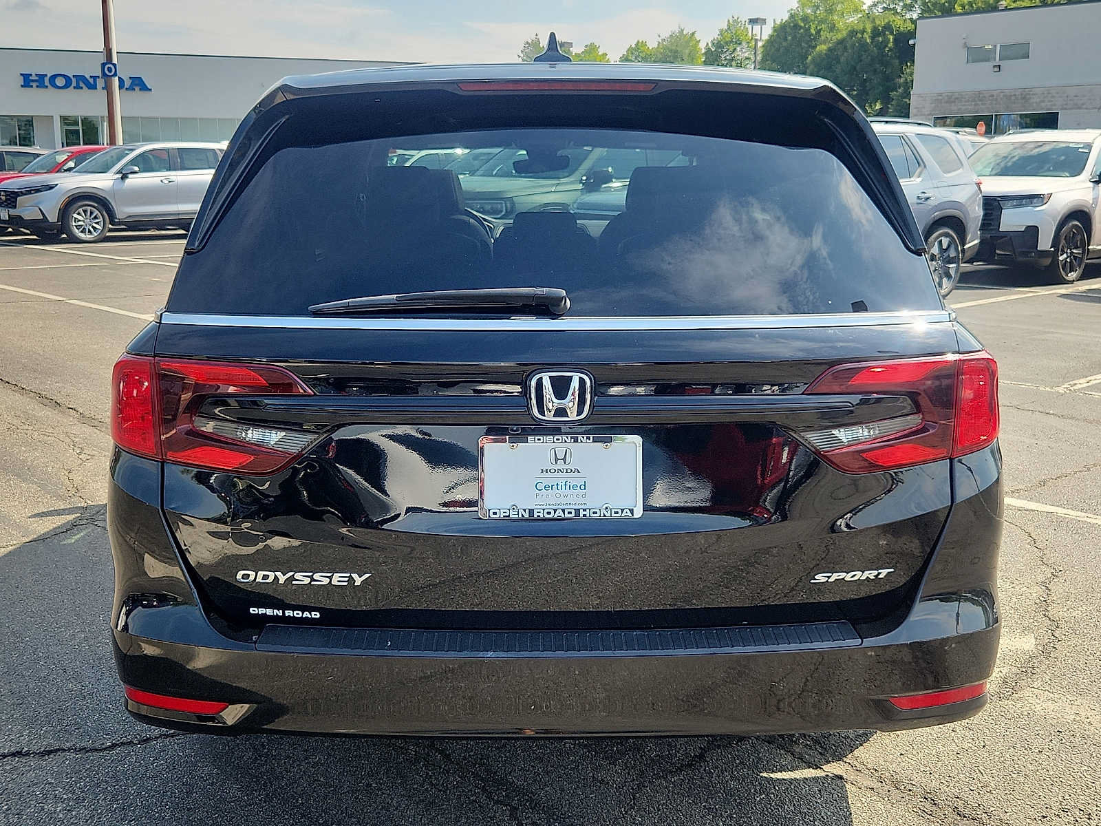 Certified 2023 Honda Odyssey Sport image 5