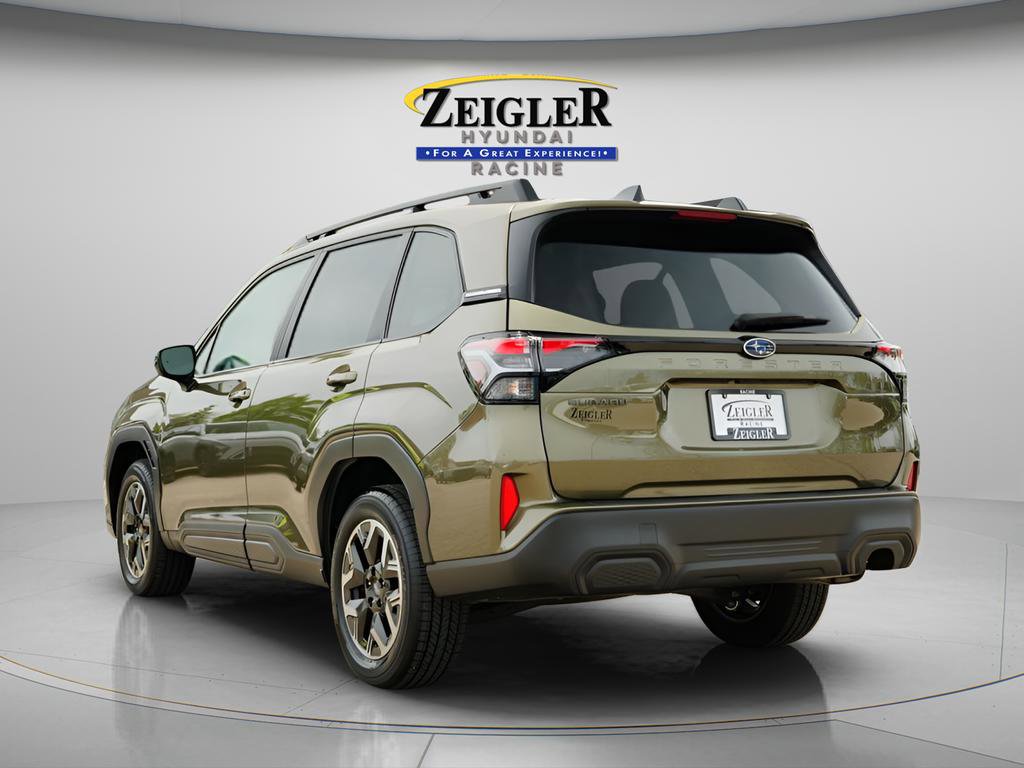 Used 2025 Subaru Forester Premium w/ Convenience Package #1 AWD/4WD image 5