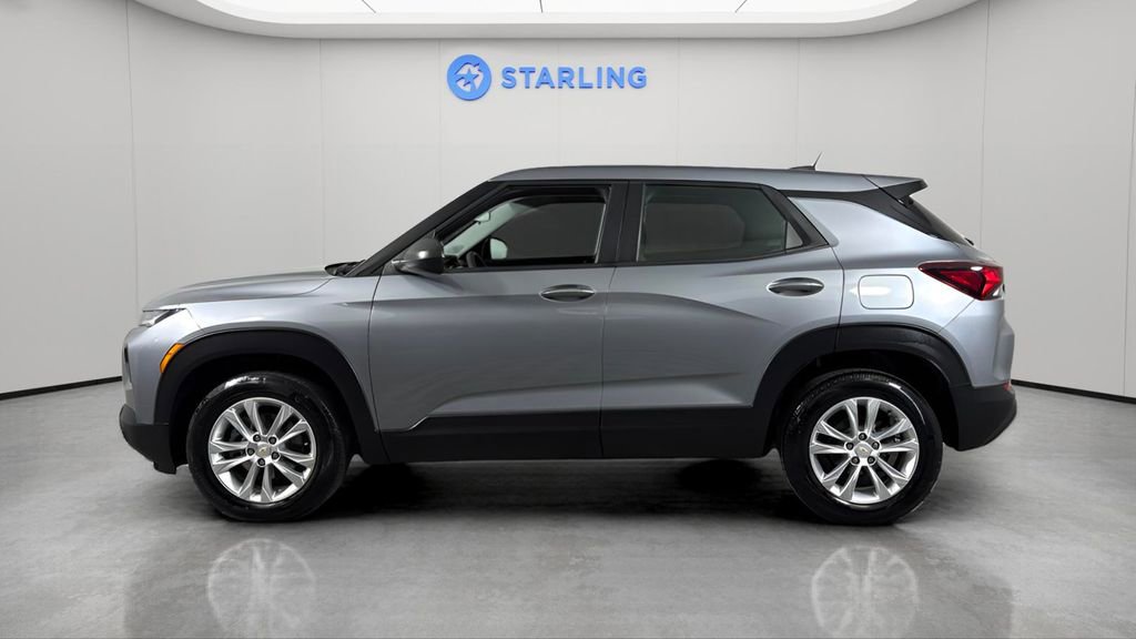 Certified 2023 Chevrolet TrailBlazer LS image 3