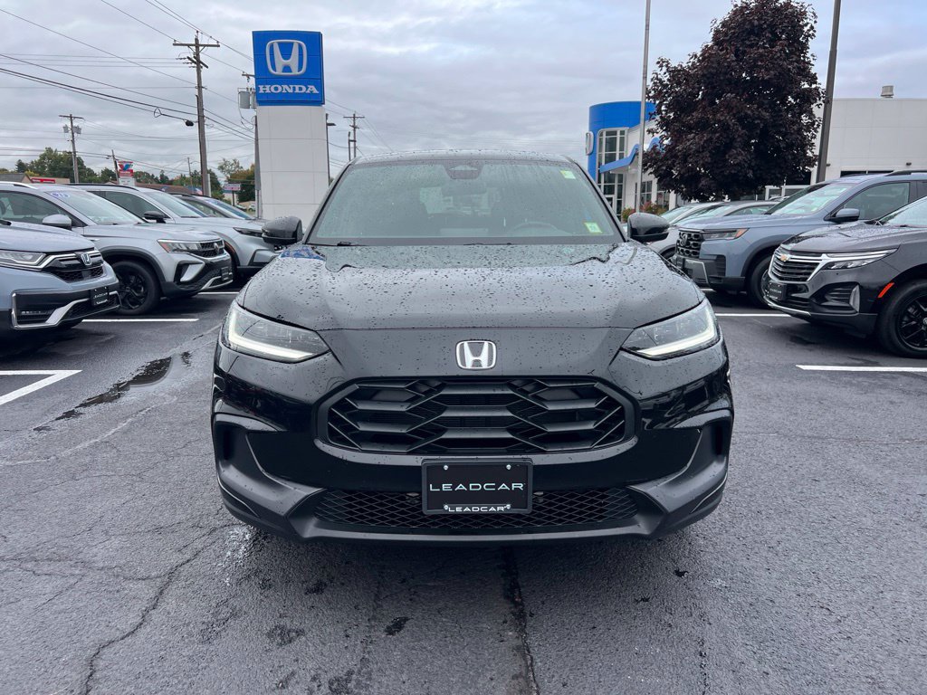 Used 2025 Honda HR-V Sport image 8