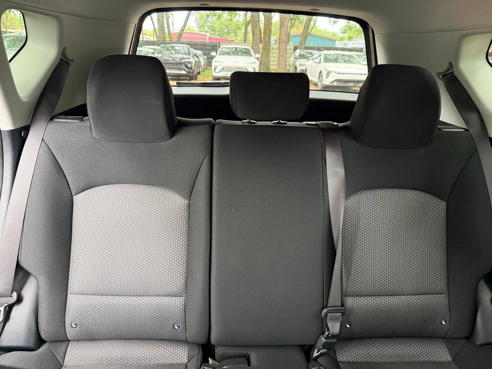 Used 2025 Kia Soul LX w/ LX Technology Package FWD image 35