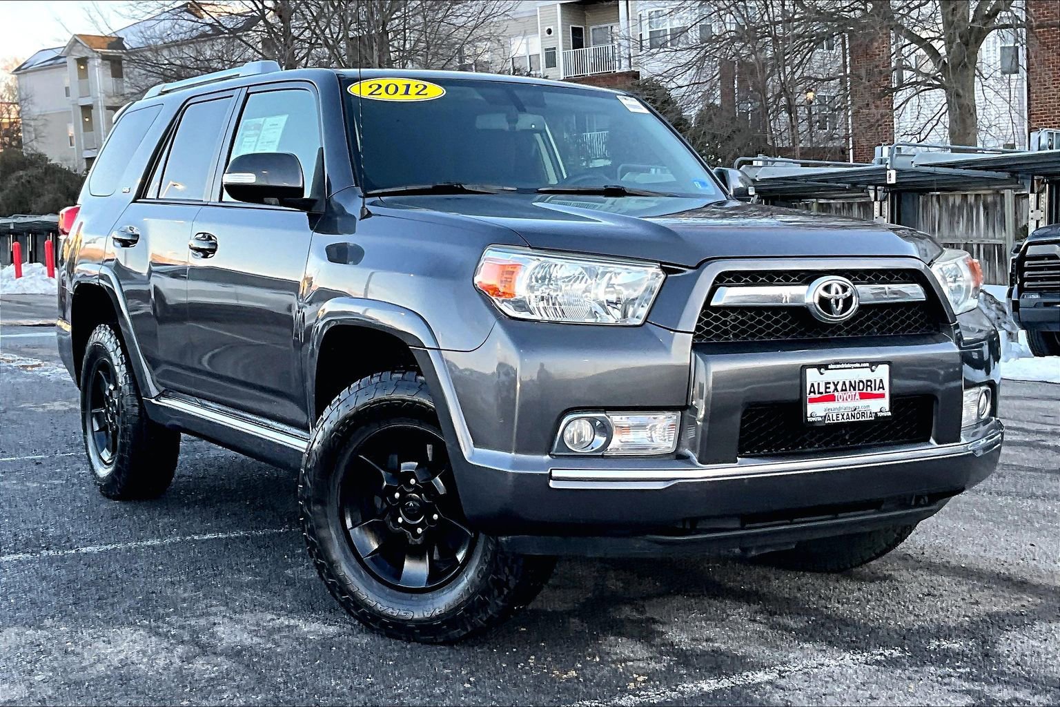 Used 2012 Toyota 4Runner SR5 w/ Convenience Pkg image 2