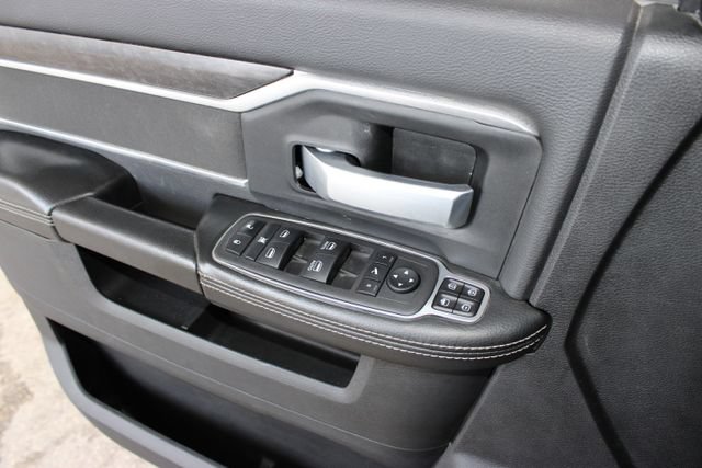 Used 2024 RAM 3500 Big Horn AWD/4WD image 25