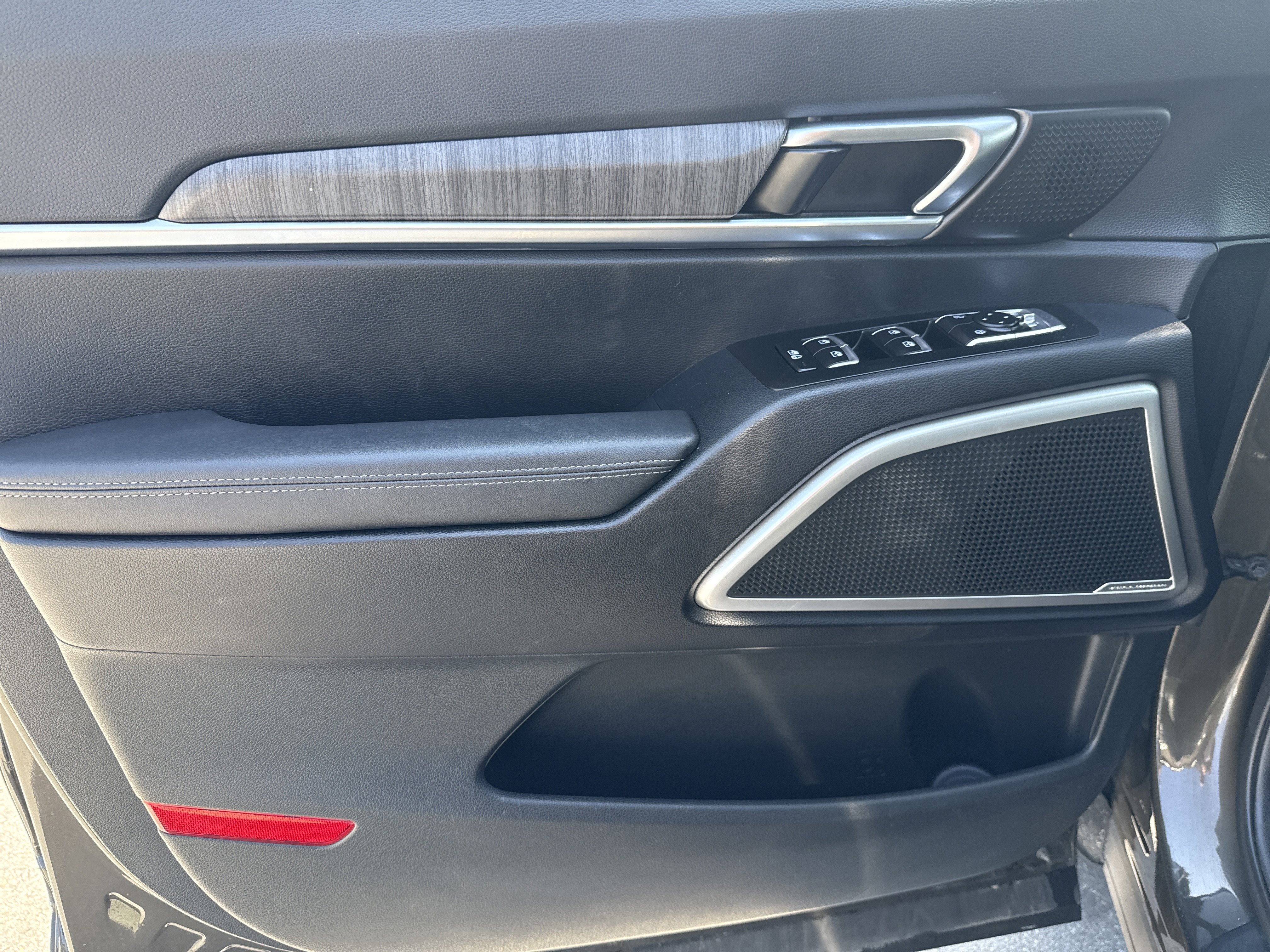 Used 2023 Kia Telluride EX image 18