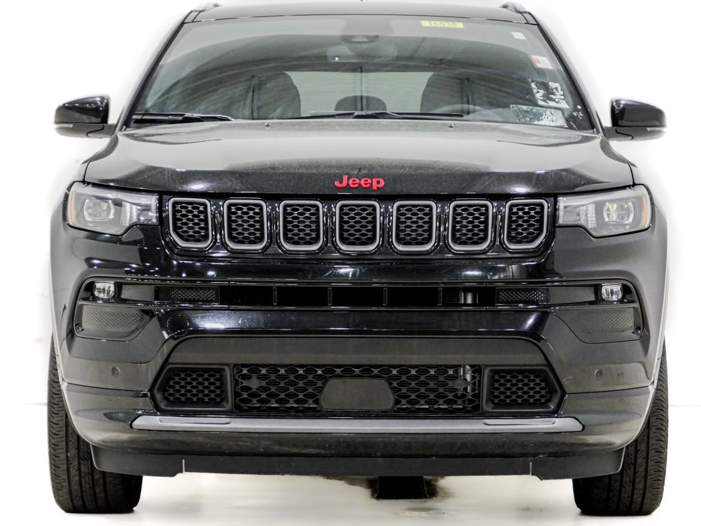 Used 2023 Jeep Compass Limited w/ Elite Group for (Red) Edition AWD/4WD image 2