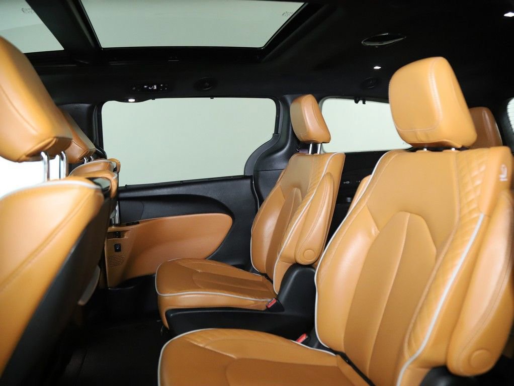 Used 2022 Chrysler Pacifica Pinnacle image 17