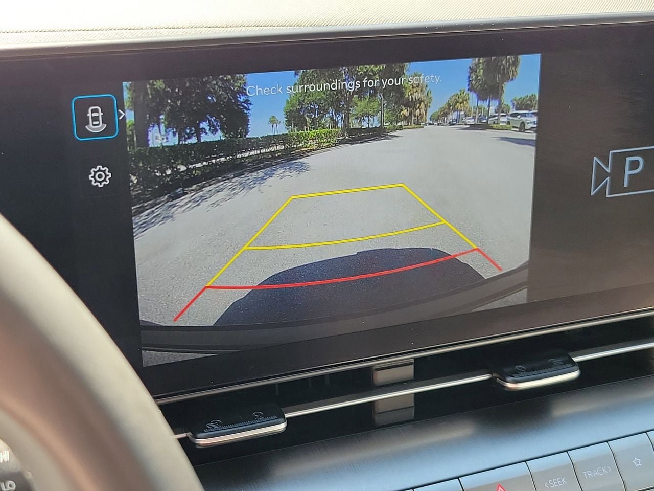 Used 2025 Hyundai Kona SEL FWD image 24