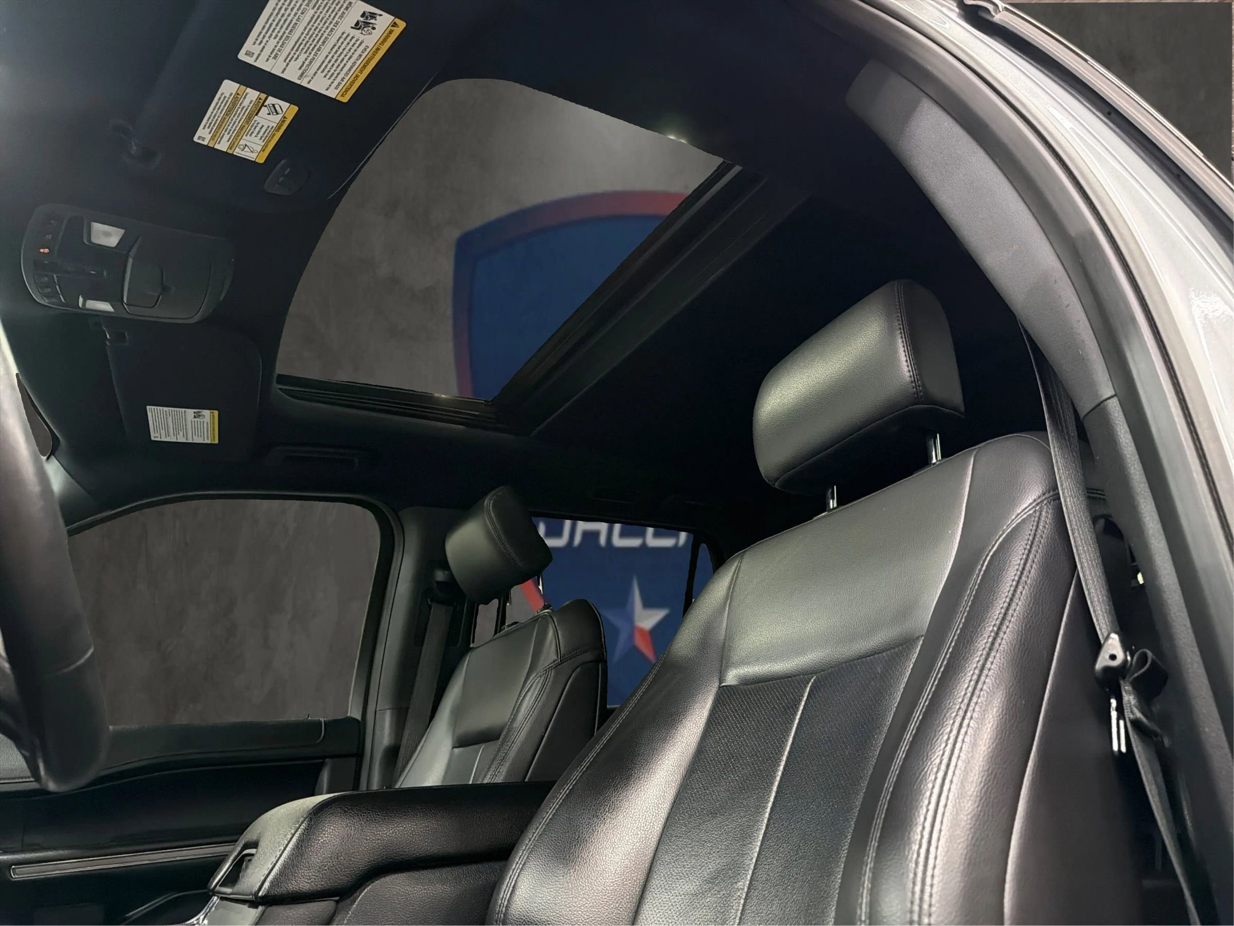 Used 2020 Ford Expedition Max XLT w/ Equipment Group 202A image 43