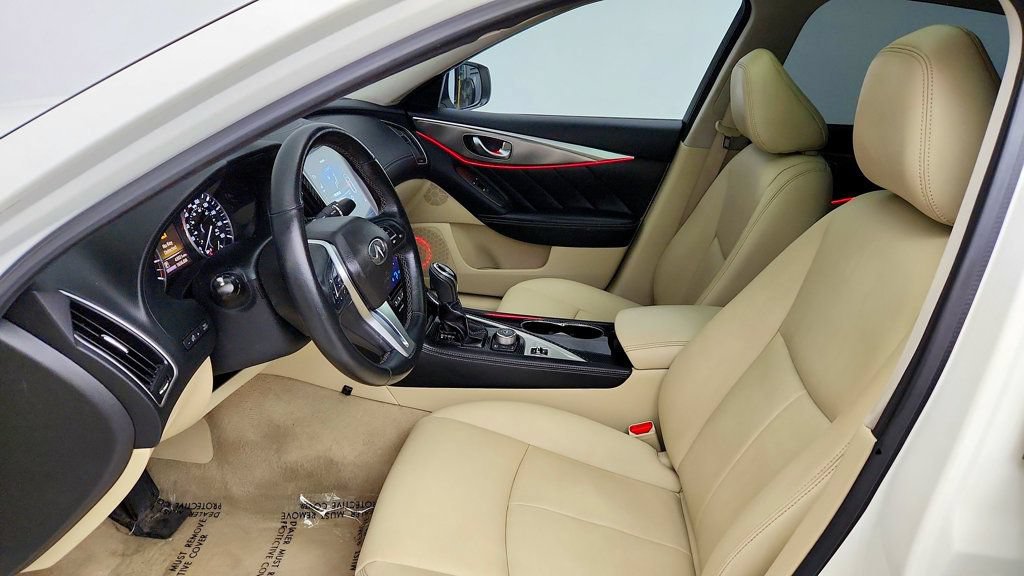 Used 2019 INFINITI Q50 Luxe w/ Essential Package (3.0T Luxe) AWD/4WD image 21