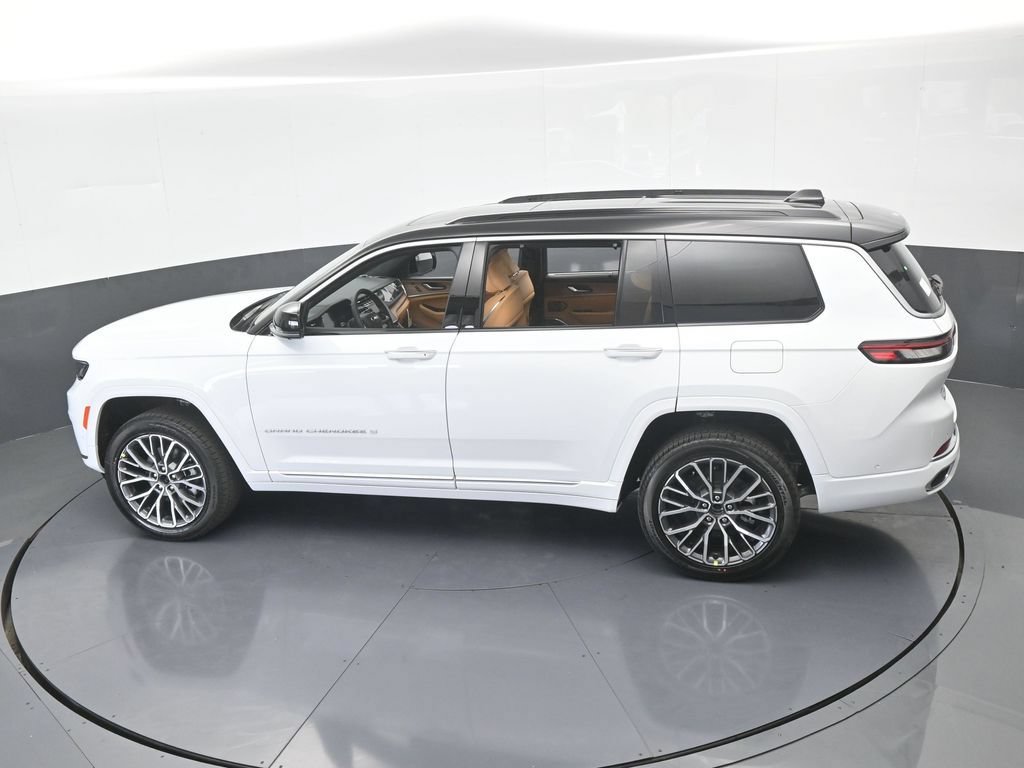 New 2025 Jeep Grand Cherokee L Summit AWD/4WD image 47