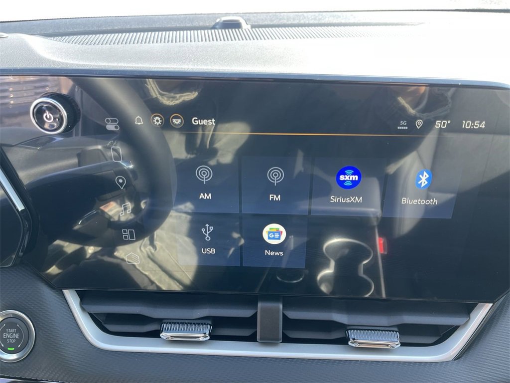 New 2026 Chevrolet Equinox LT w/ Convenience Package II image 16