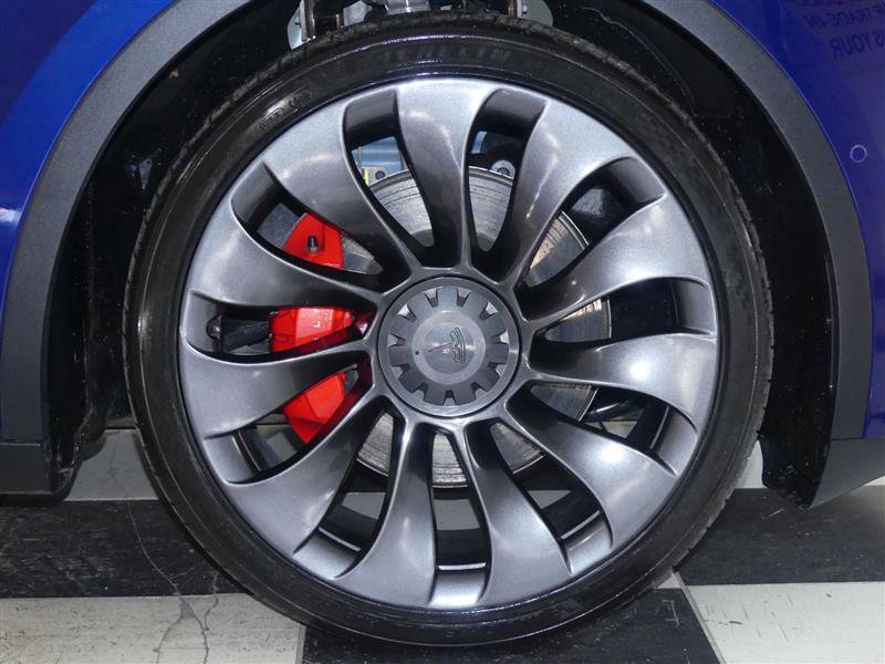 Used 2022 Tesla Model Y Performance image 31