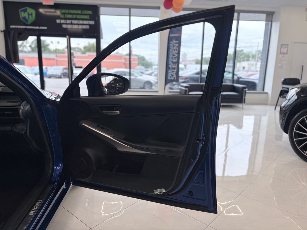 Used 2017 Lexus IS 200t F Sport w/ F Sport Package RWD image 36