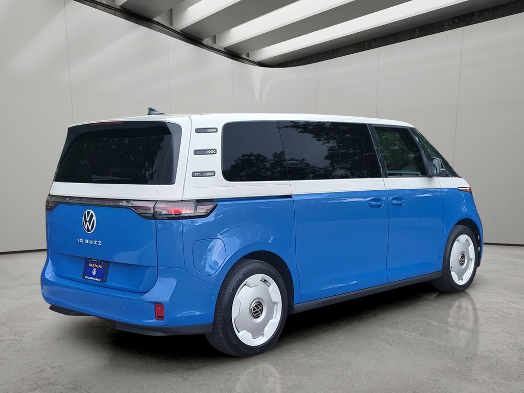 Used 2025 Volkswagen ID. Buzz 1st Edition RWD image 3
