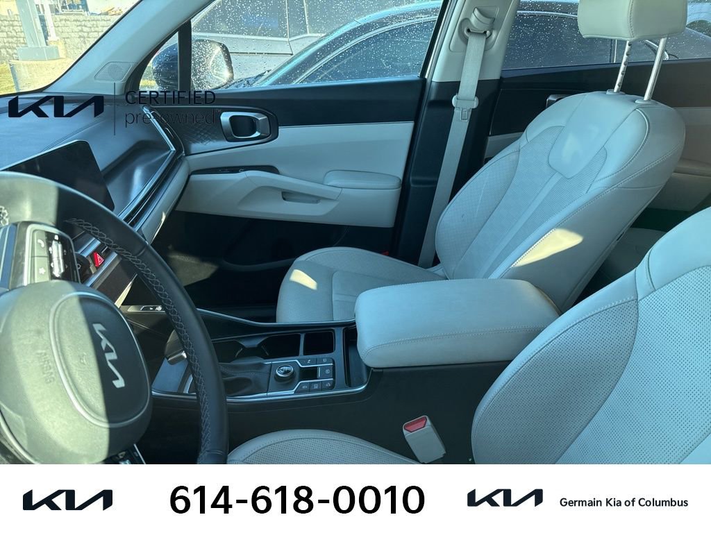 Certified 2025 Kia Sorento S w/ Panoramic Sunroof Package image 9
