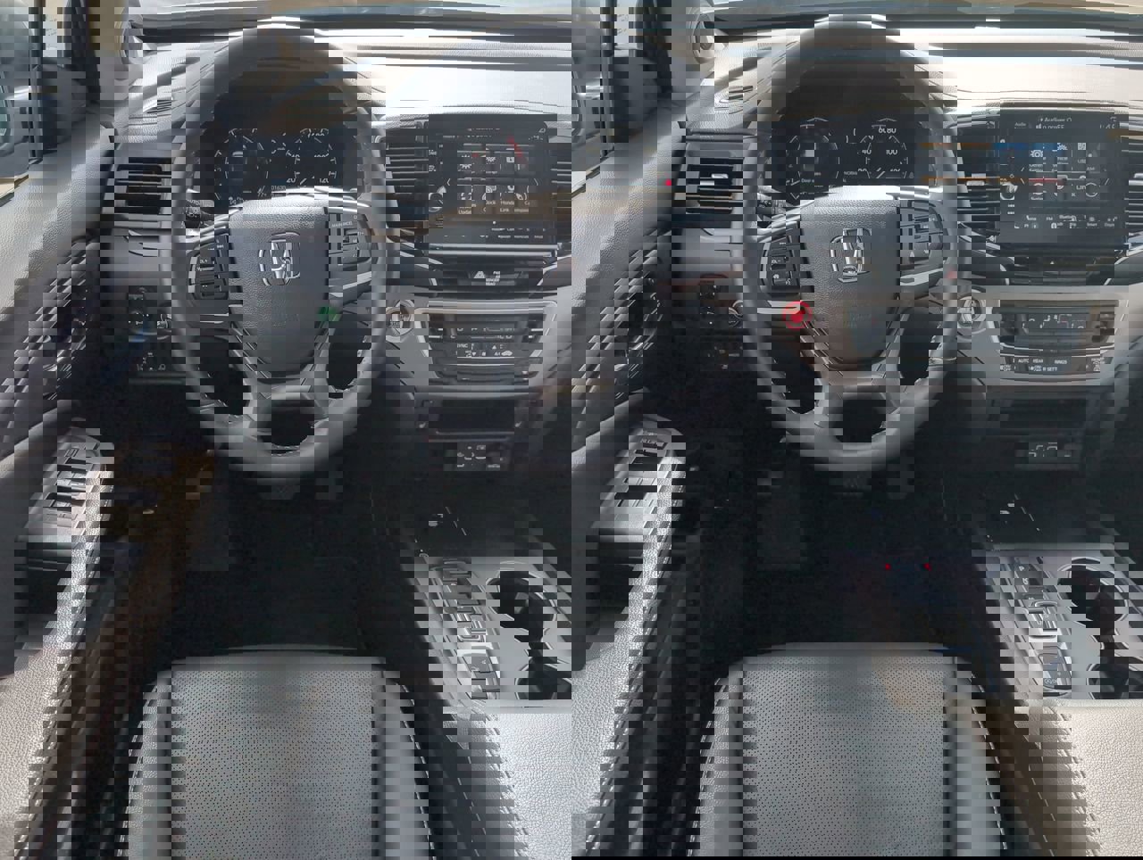 Used 2025 Honda Ridgeline RTL image 14