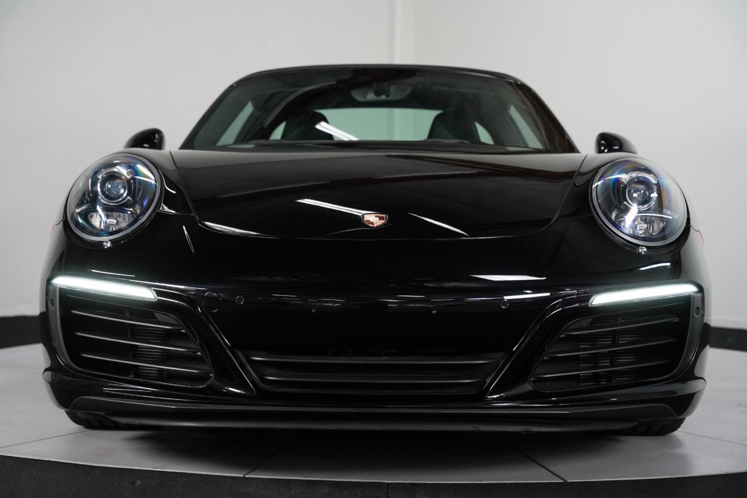 Used 2017 Porsche 911 Targa 4S AWD/4WD image 16