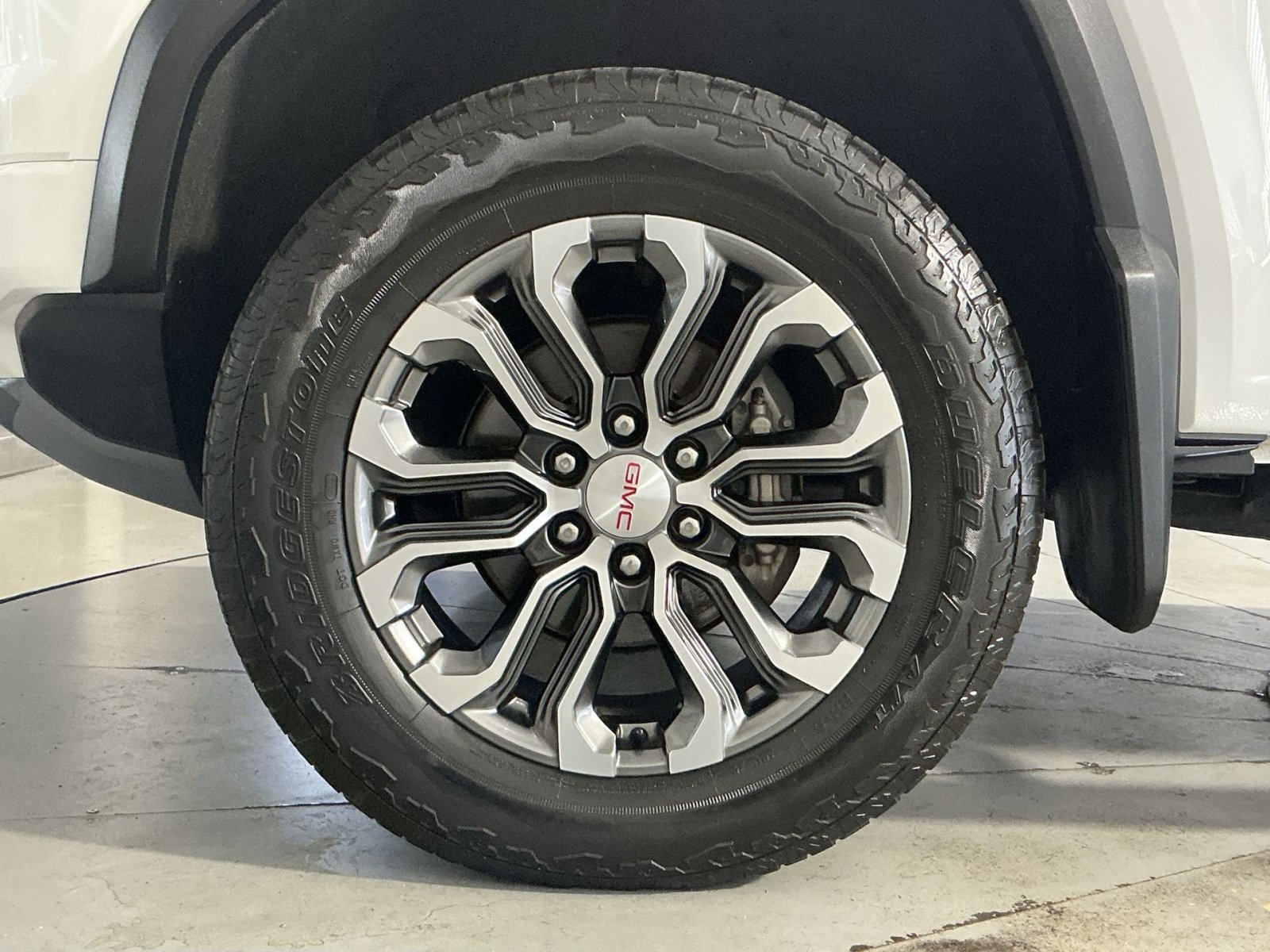 Used 2023 GMC Canyon Denali AWD/4WD image 13