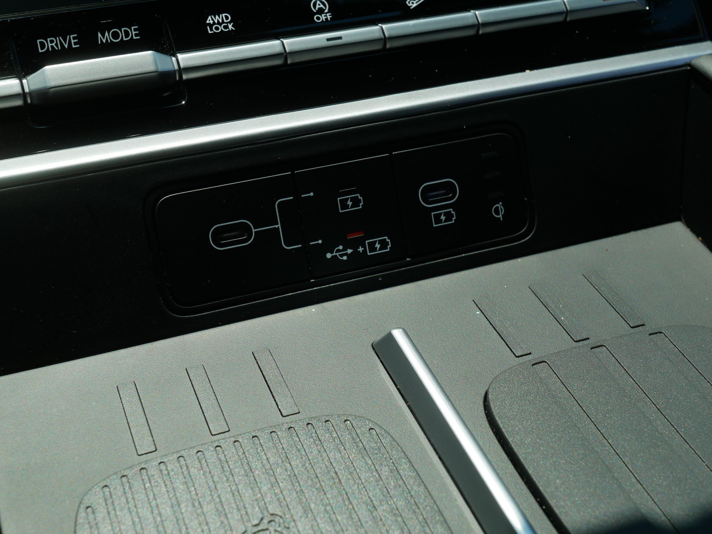 Certified 2026 Hyundai Santa Fe SEL AWD/4WD image 30