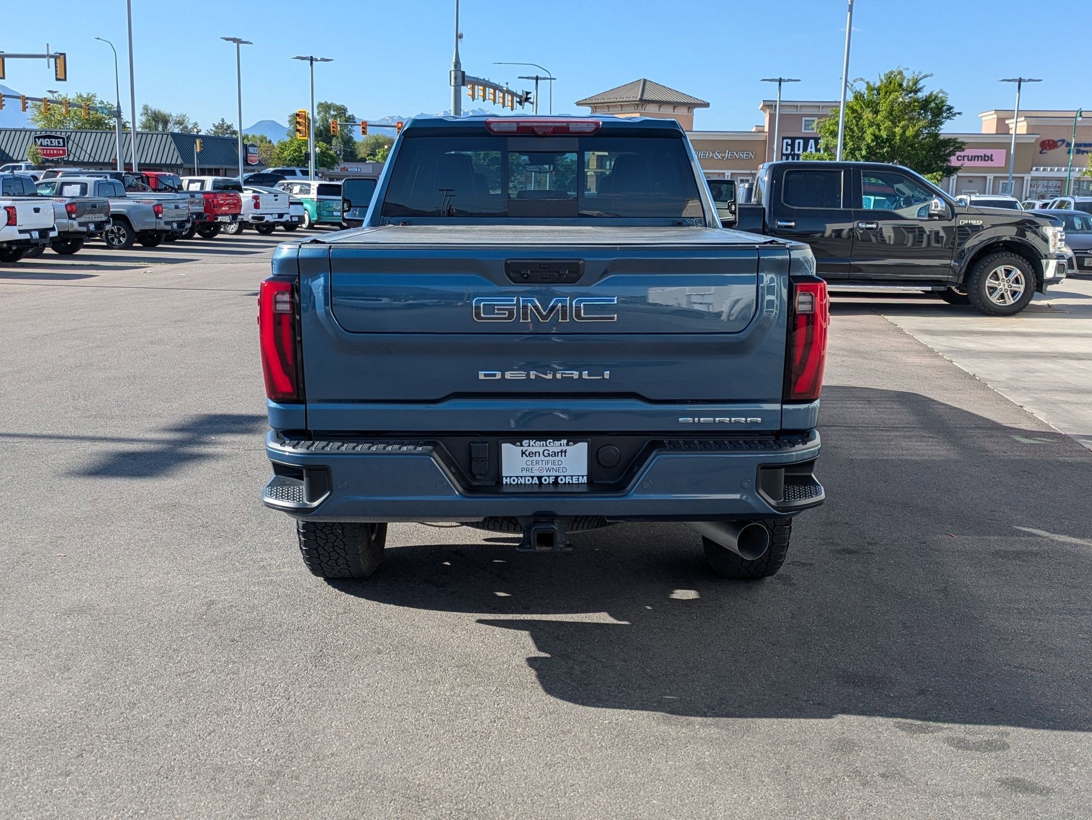 Used 2024 GMC Sierra 3500 Denali Ultimate AWD/4WD image 7
