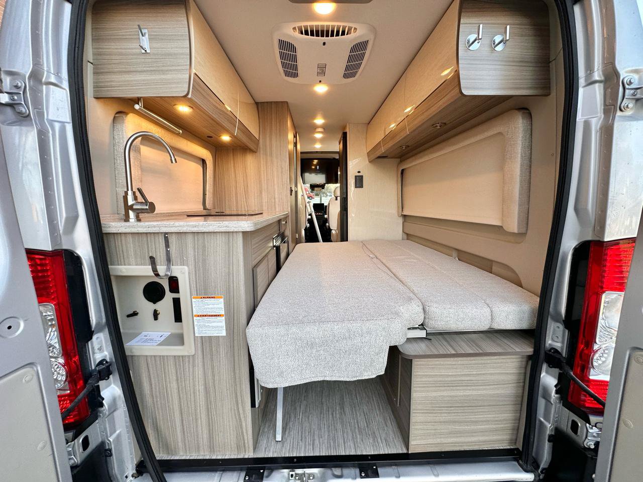 Used 2023 RAM ProMaster 3500 w/ Premium Convenience Group (B) FWD image 88