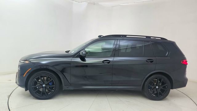 Used 2024 BMW X7 xDrive40i w/ M Sport Package image 3