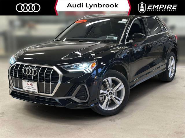 Used 2024 Audi Q3 2.0T Premium image 1