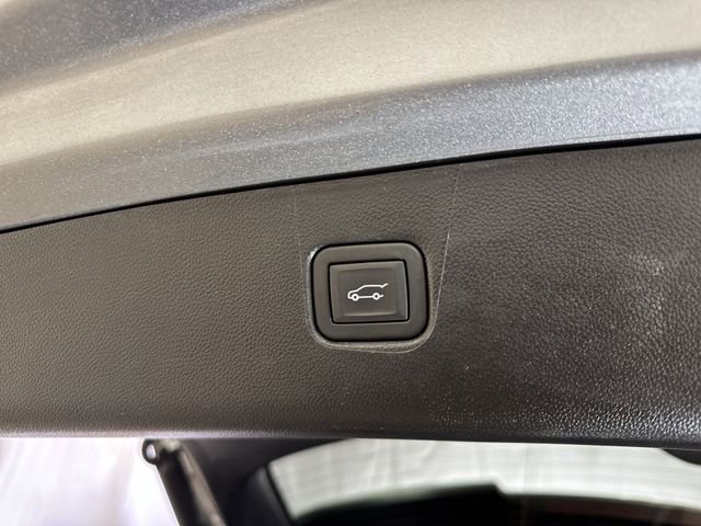 Used 2025 Chevrolet Blazer LT w/ Convenience Package image 23