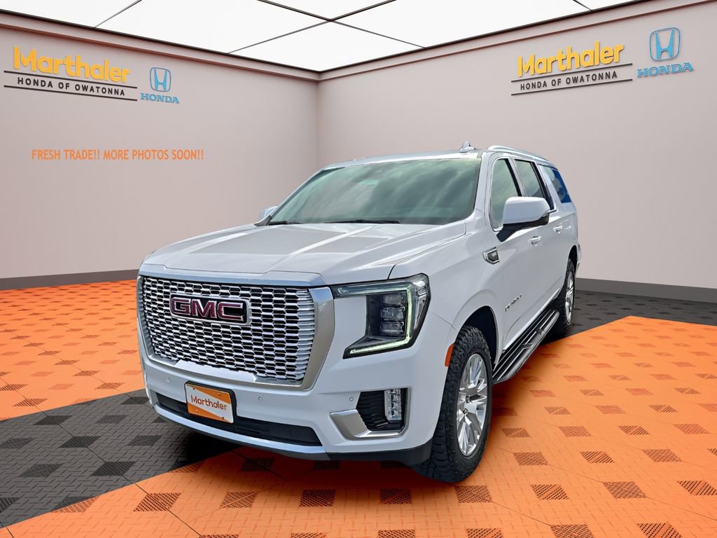 Used 2024 GMC Yukon XL Denali AWD/4WD image 1