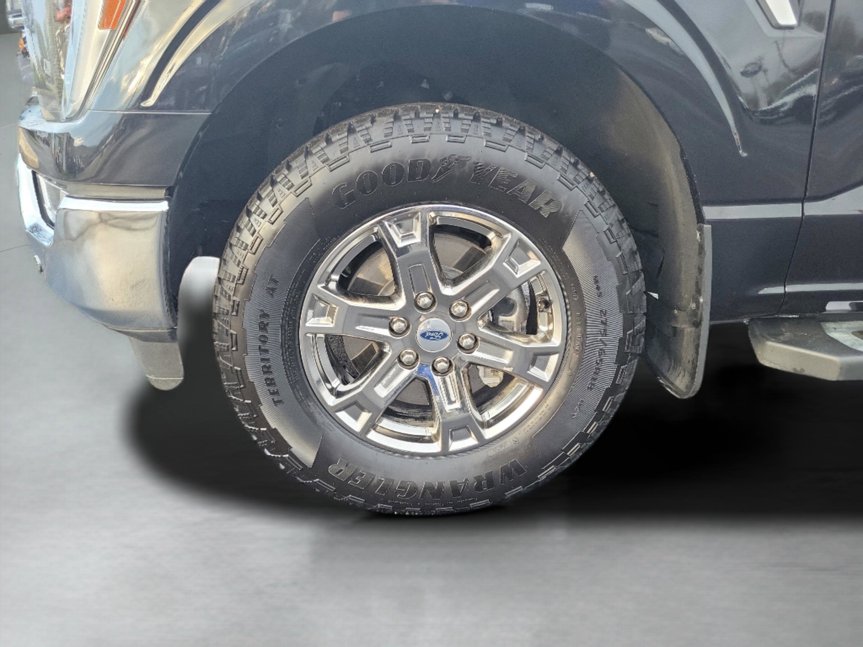 Used 2022 Ford F150 Lariat w/ Equipment Group 502A High image 7