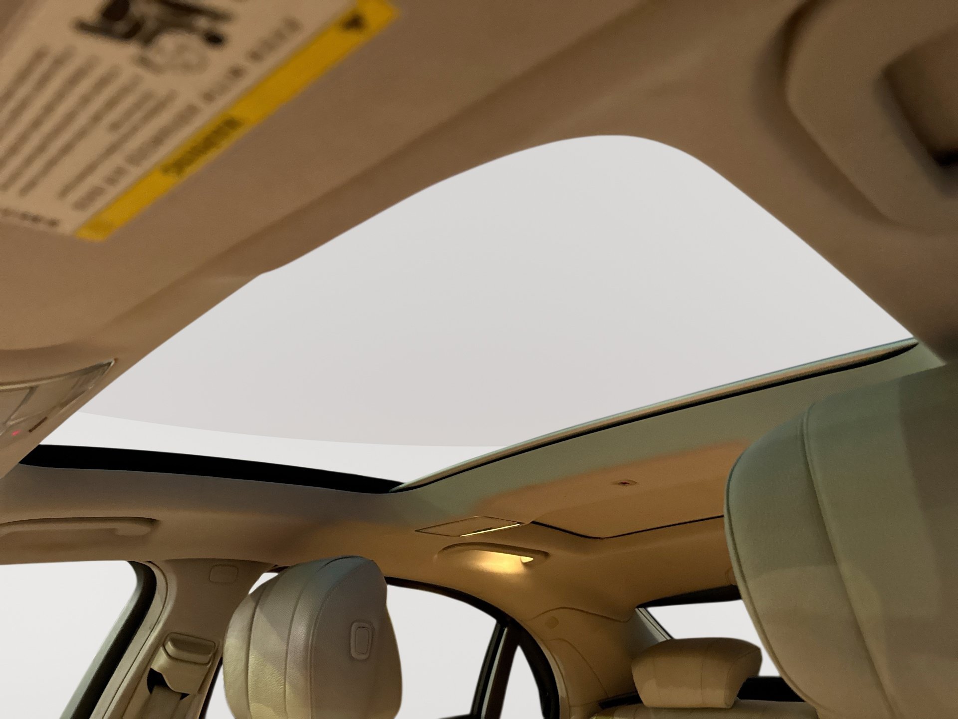 Used 2015 Mercedes-Benz S 550 Sedan w/ Premium 1 Package image 16